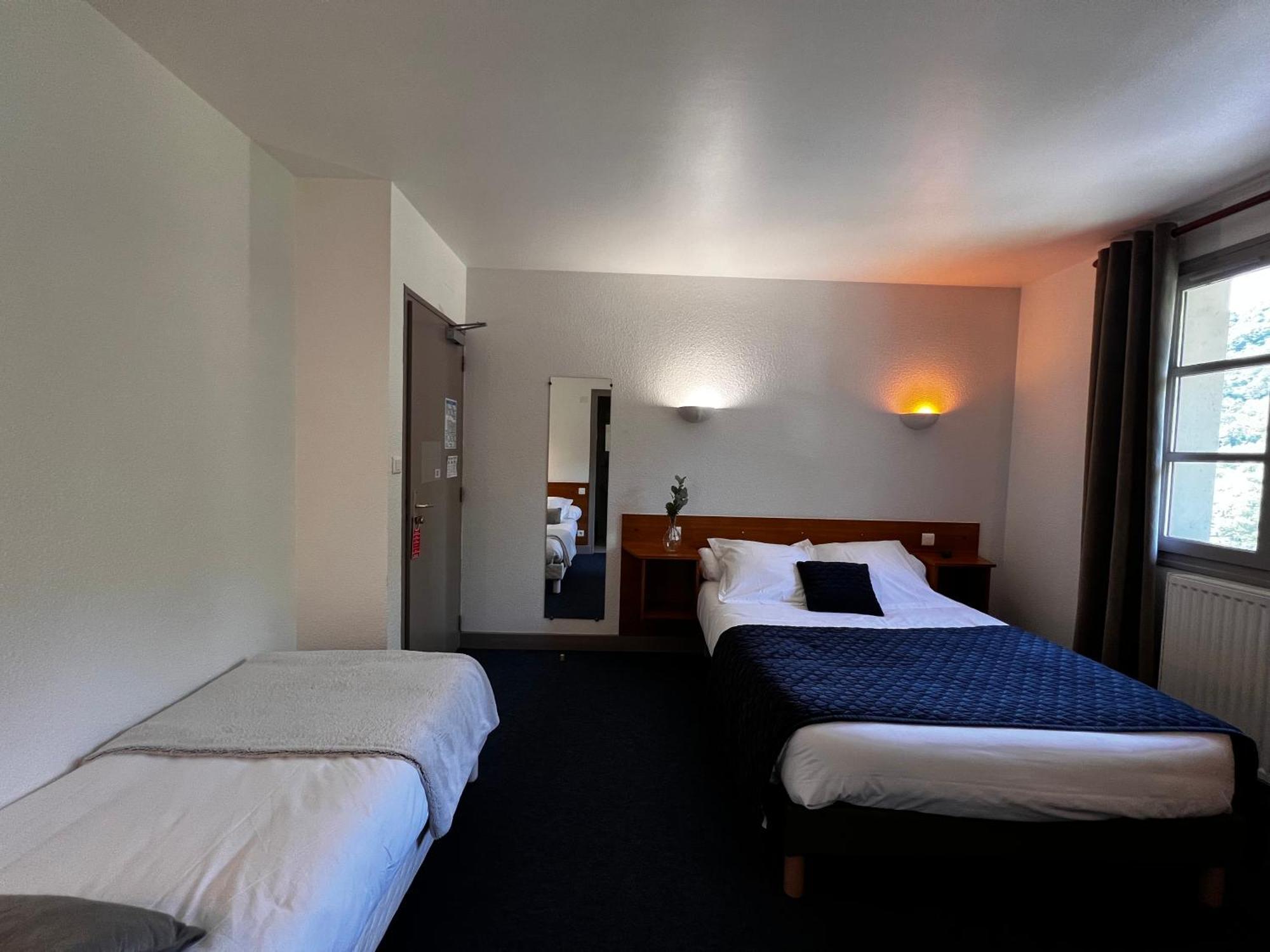 L'Escoundillou Hotel Saint-Jacques-des-Blats Buitenkant foto
