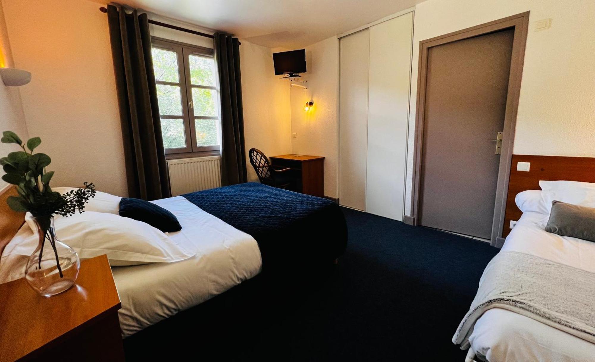 L'Escoundillou Hotel Saint-Jacques-des-Blats Buitenkant foto
