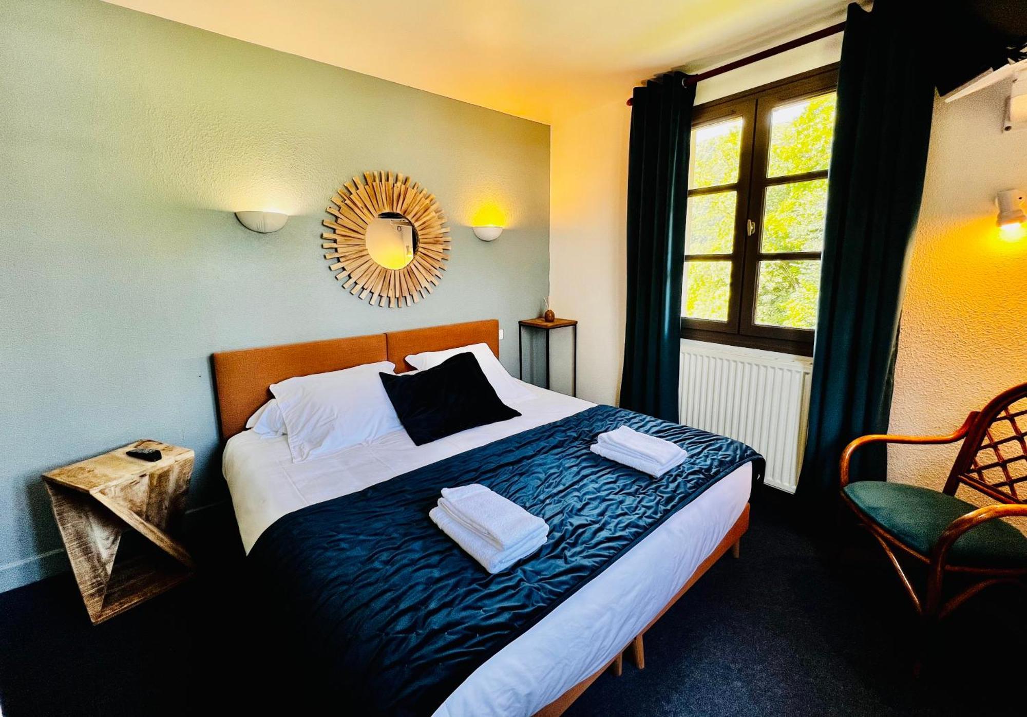 L'Escoundillou Hotel Saint-Jacques-des-Blats Buitenkant foto