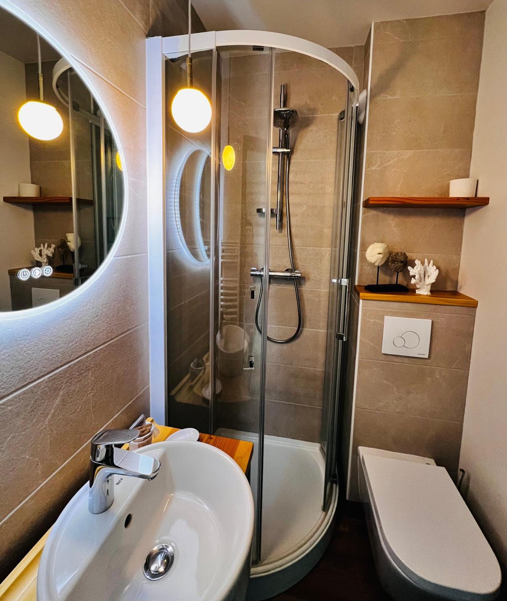 L'Escoundillou Hotel Saint-Jacques-des-Blats Buitenkant foto